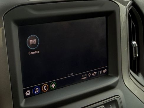 Used 2025 Chevrolet Silverado 1500 W/T w/ Z71 Off-Road Package AWD/4WD image 29