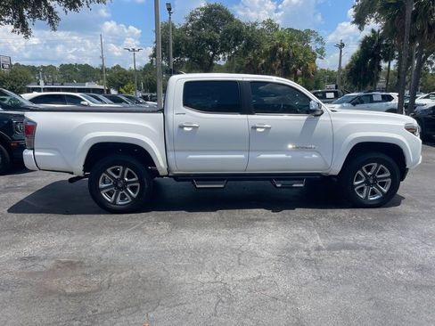 Used 2018 Toyota Tacoma Limited AWD/4WD image 6