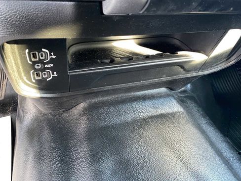 Used 2022 RAM 3500 Tradesman w/ Chrome Appearance Group image 25