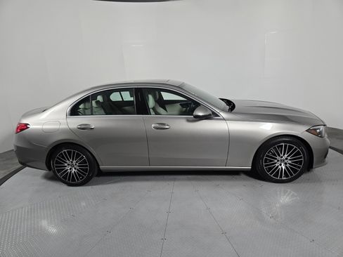 Used 2022 Mercedes-Benz C 300 Sedan image 17