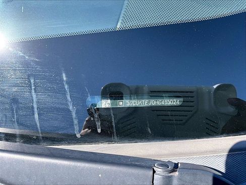 Used 2017 Chevrolet Silverado 1500 High Country AWD/4WD image 36