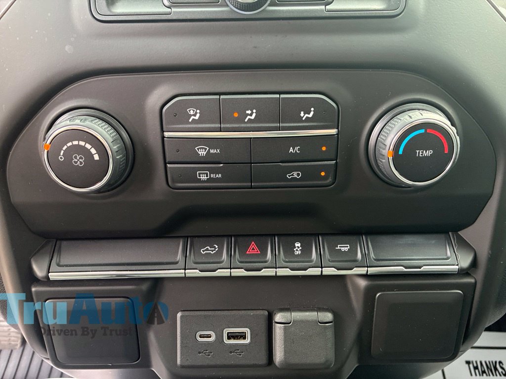 Used 2021 Chevrolet Silverado 1500 Custom RWD image 33