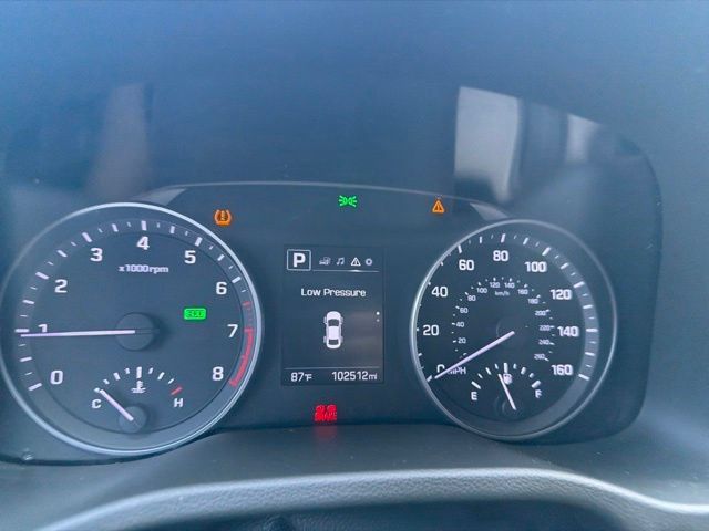 Used 2017 Hyundai Elantra Value Edition FWD image 25
