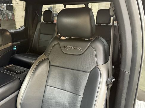 Used 2017 Ford F150 Raptor w/ Equipment Group 802A Luxury image 60