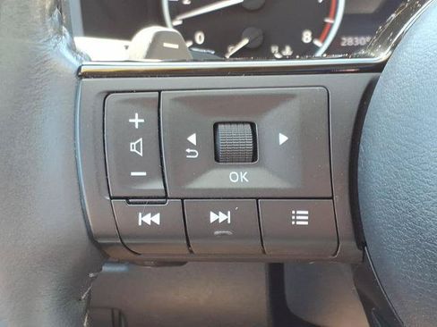 Used 2021 Nissan Rogue SL w/ Premium Package AWD/4WD image 17