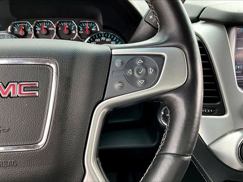 Used 2017 GMC Yukon SLT w/ Premium Edition image 21