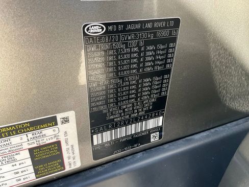 Used 2020 Land Rover Discovery HSE Luxury image 21