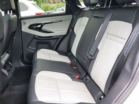 Used 2023 Land Rover Range Rover Evoque R-Dynamic SE AWD/4WD image 37