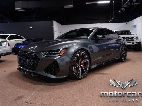 Used 2023 Audi RS 7 Sportback w/ Black Optic Package image 3