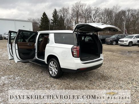 Certified 2023 Chevrolet Suburban High Country image 27