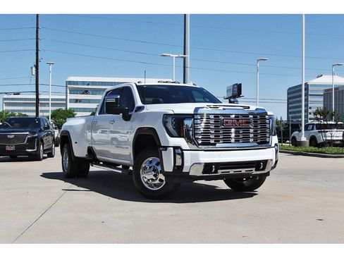Used 2025 GMC Sierra 3500 Denali w/ Denali Reserve Package AWD/4WD image 1