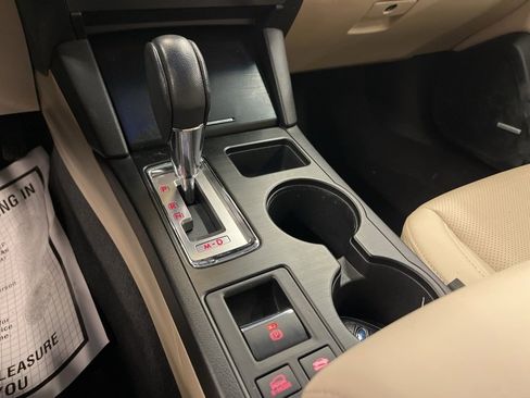 Used 2017 Subaru Outback 2.5i Limited image 26