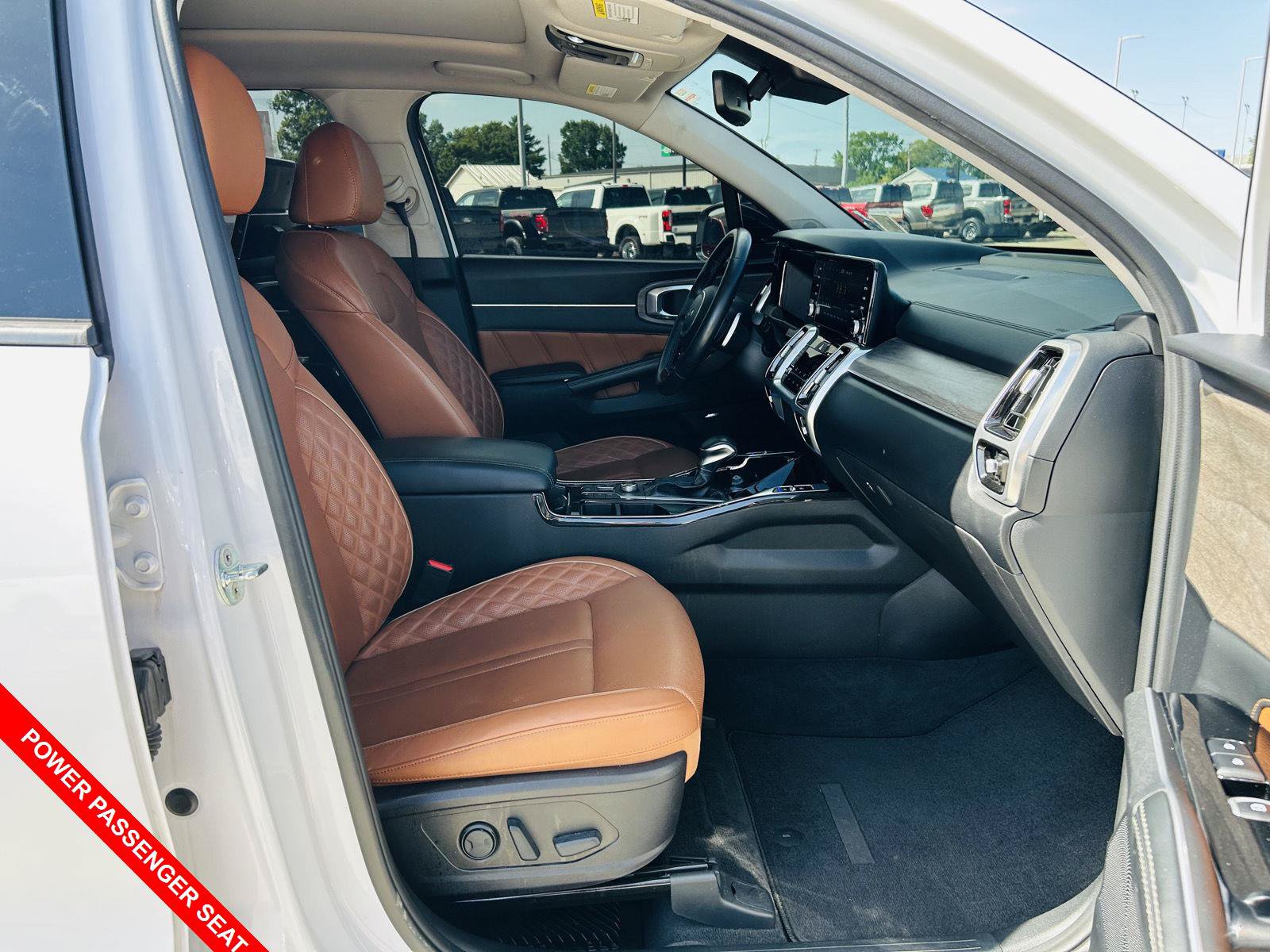 Used 2022 Kia Sorento SX Prestige w/ Rust Color Package AWD/4WD image 41