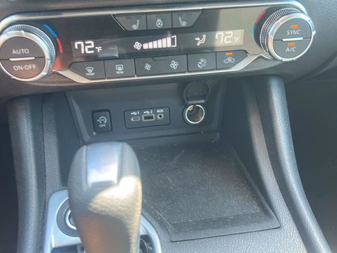 Used 2024 Nissan Sentra SV w/ All-Weather Package FWD image 11