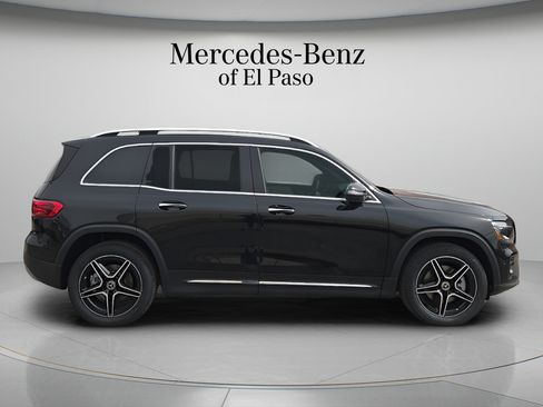 New 2026 Mercedes-Benz GLB 250 image 2
