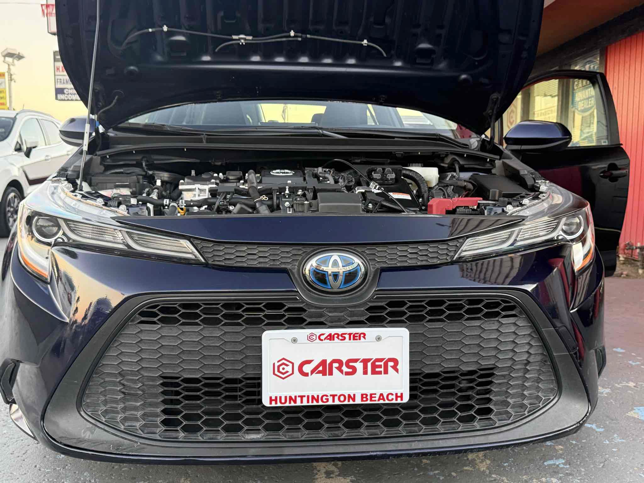 Used 2020 Toyota Corolla LE FWD image 96