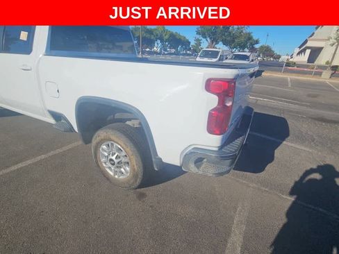 Used 2021 Chevrolet Silverado 2500 LT w/ Convenience Package RWD image 5