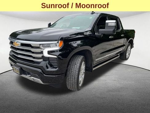 Used 2025 Chevrolet Silverado 1500 High Country w/ High Country Premium Package AWD/4WD image 5