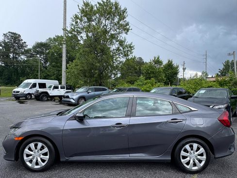 Used 2019 Honda Civic LX image 4