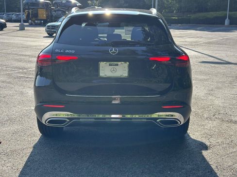 New 2027 Mercedes-Benz GLC 300 image 7