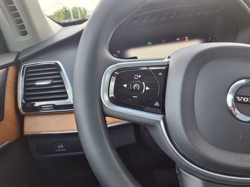 Certified 2023 Volvo XC90 B6 Plus w/ Protection Package Premier AWD/4WD image 25