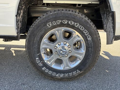 Certified 2025 RAM 2500 Big Horn AWD/4WD image 37