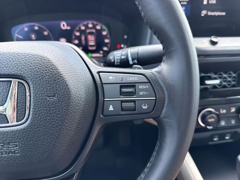 Used 2024 Honda Accord EX-L image 30