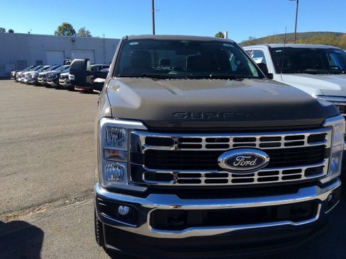 New 2026 Ford F350 XLT image 18