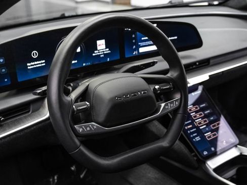 Used 2025 Lucid Air Touring AWD/4WD image 17