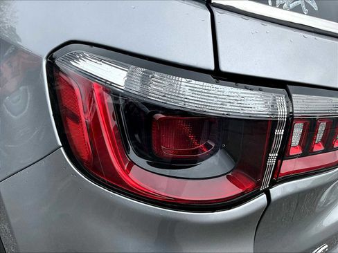 Used 2022 Jeep Compass Limited image 32