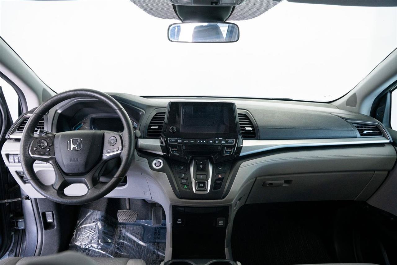 Used 2023 Honda Odyssey EX image 11