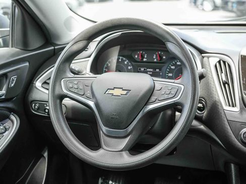 Used 2023 Chevrolet Malibu LS FWD image 15