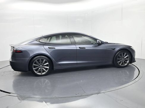 Used 2022 Tesla Model S Plaid AWD/4WD image 8