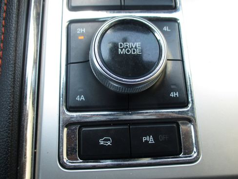 Used 2023 Ford Expedition Timberline image 29