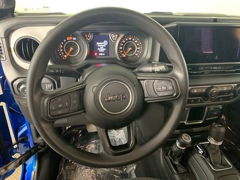 Used 2024 Jeep Wrangler Sport AWD/4WD image 3