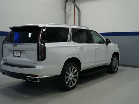 Used 2023 Cadillac Escalade Premium Luxury Platinum AWD/4WD image 7