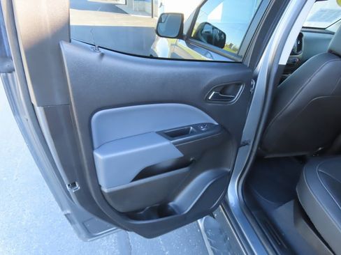 Used 2021 Chevrolet Colorado Z71 w/ Safety Package image 28