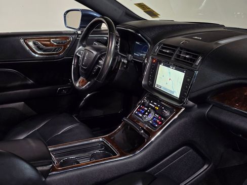 Used 2018 Lincoln Continental Reserve image 60