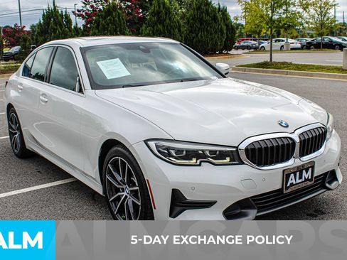 Used 2020 BMW 330i Sedan w/ Convenience Package RWD image 3