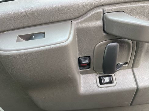 Used 2020 Chevrolet Express 3500 w/ Power Convenience Package image 12