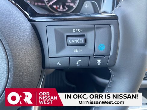 New 2025 Nissan Pathfinder SL w/ SL Premium Package image 25