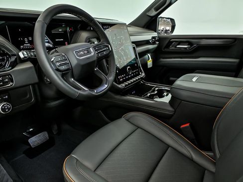 New 2026 GMC Yukon XL AT4 image 8