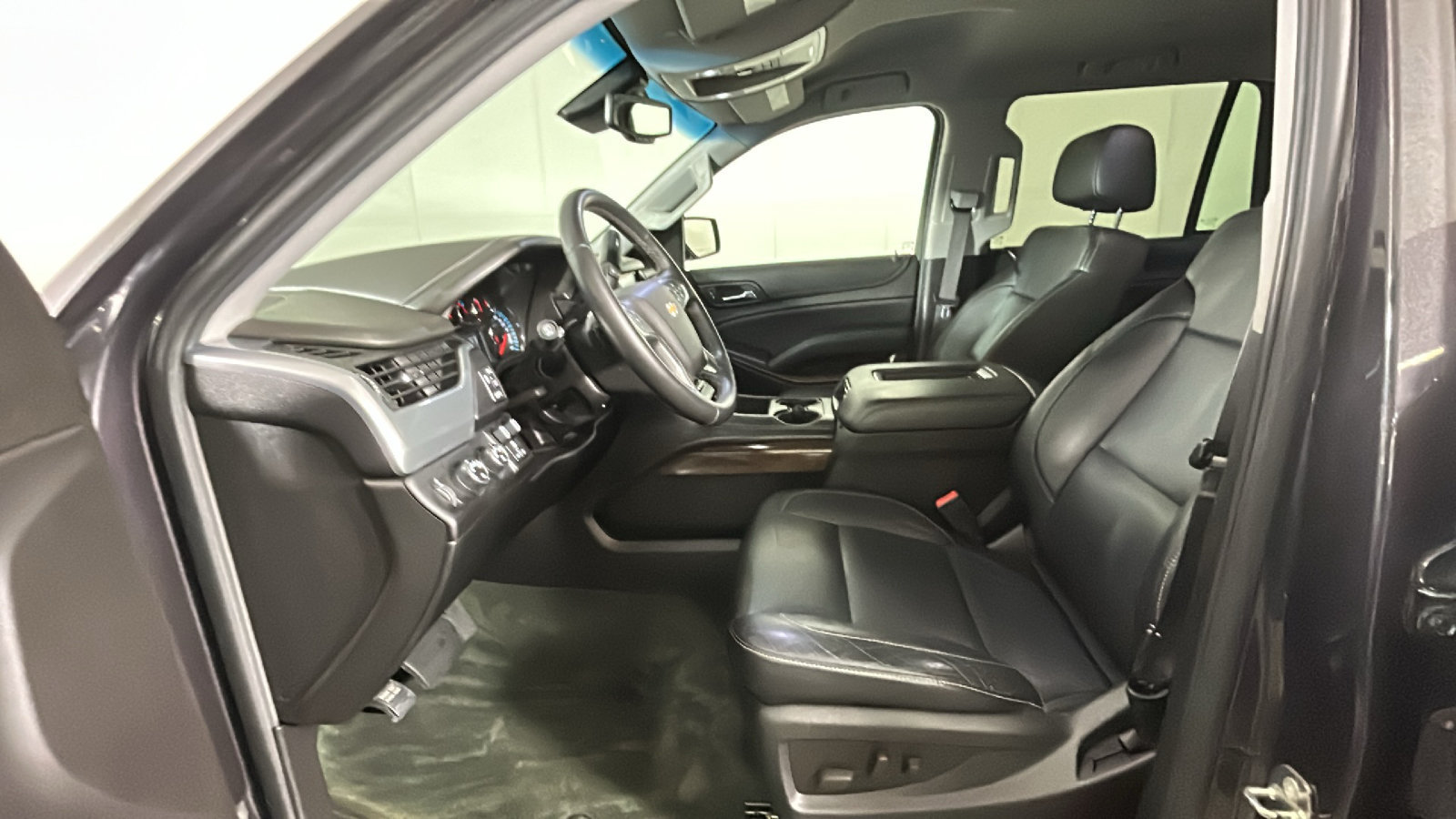 Used 2015 Chevrolet Tahoe LT w/ Max Trailering Package AWD/4WD image 14