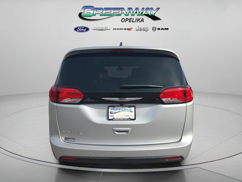 New 2026 Chrysler Voyager LX FWD image 4