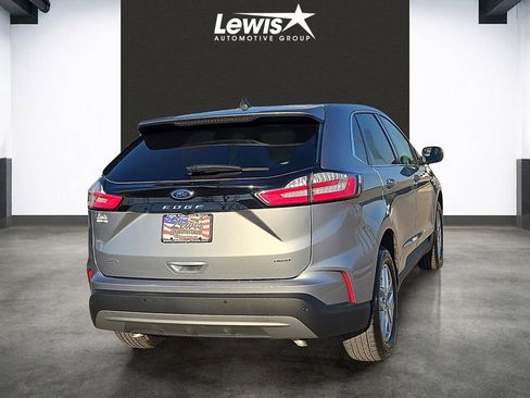 Used 2024 Ford Edge SEL w/ Convenience Package AWD/4WD image 4