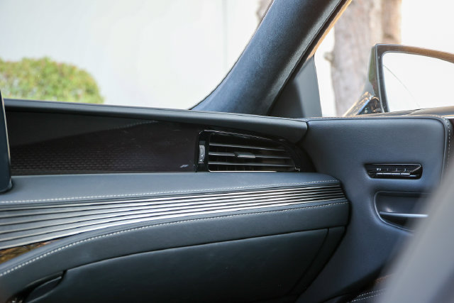 Used 2021 Lexus LS 500 AWD w/ Interior Upgrade Package image 13