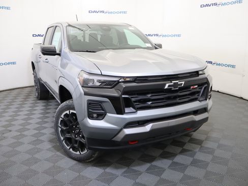 New 2026 Chevrolet Colorado Z71 w/ Technology Package AWD/4WD image 2
