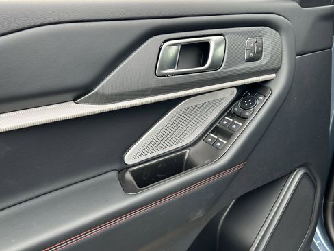 New 2026 Ford Explorer ST w/ Sun And Sound Package image 15