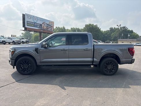 Used 2024 Ford F150 Lariat w/ FX4 Off-Road Package image 2