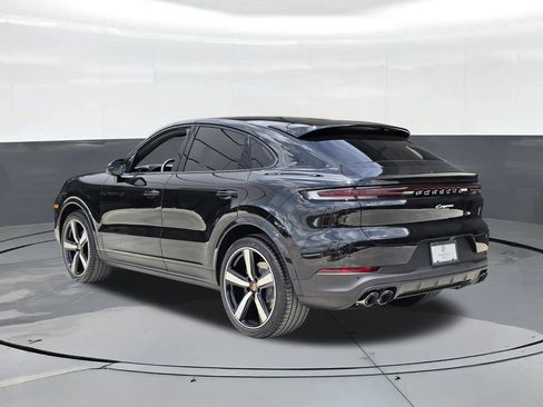 New 2026 Porsche Cayenne Coupe AWD/4WD image 3